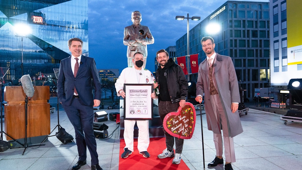 Joko und Klaas kapern Berliner Hauptbahnhof! Bleibt die ...