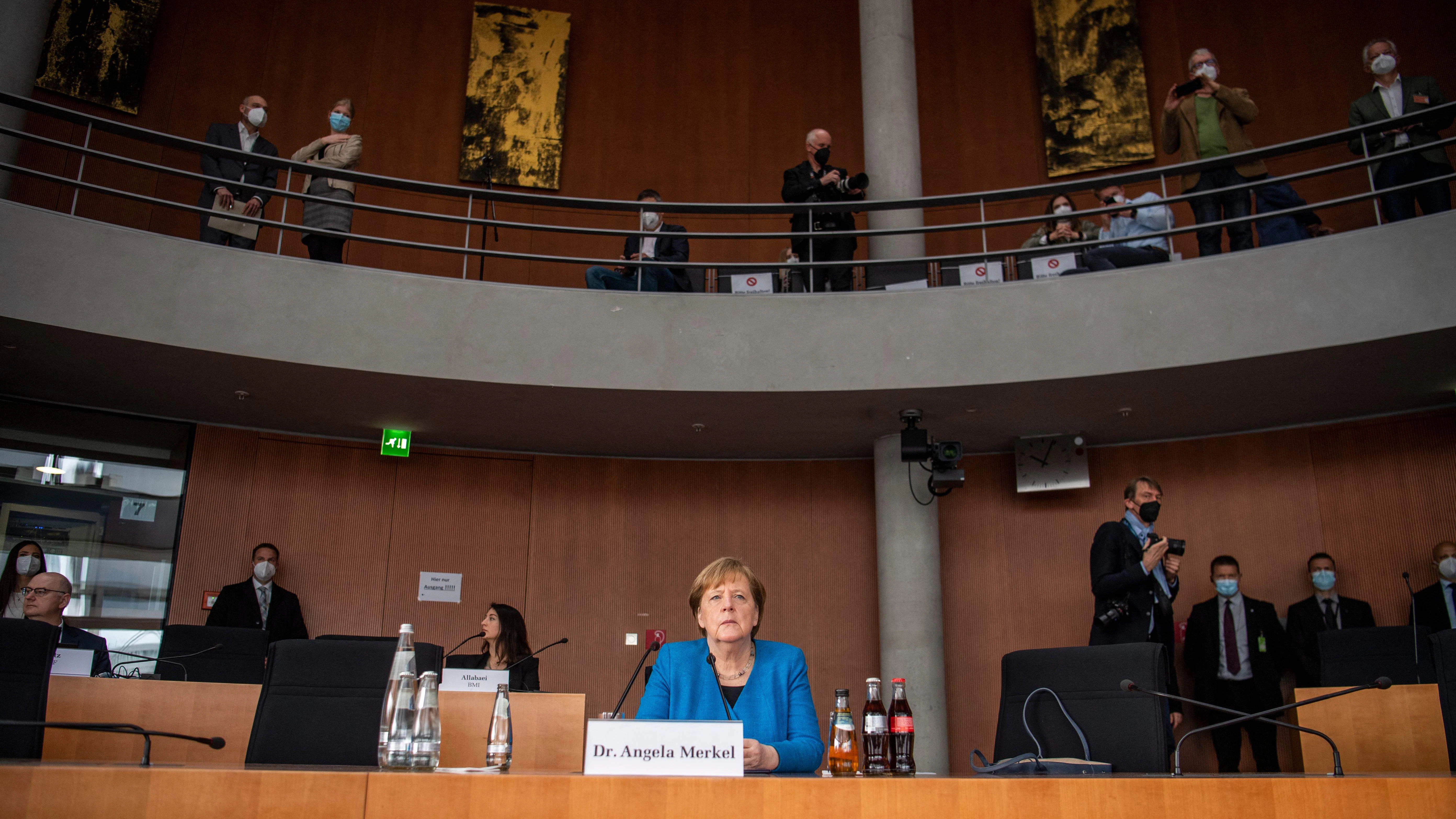 Angela Merkel berichtet über Wirecard