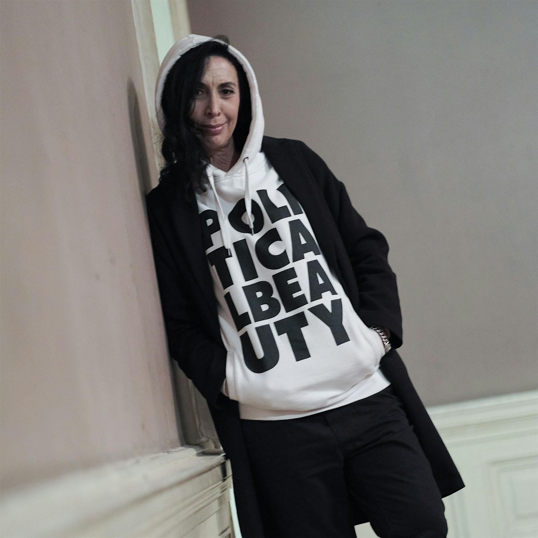 Shermin Langhoff bleibt vorerst bis 2026 Intendantin des Gorki-Theaters