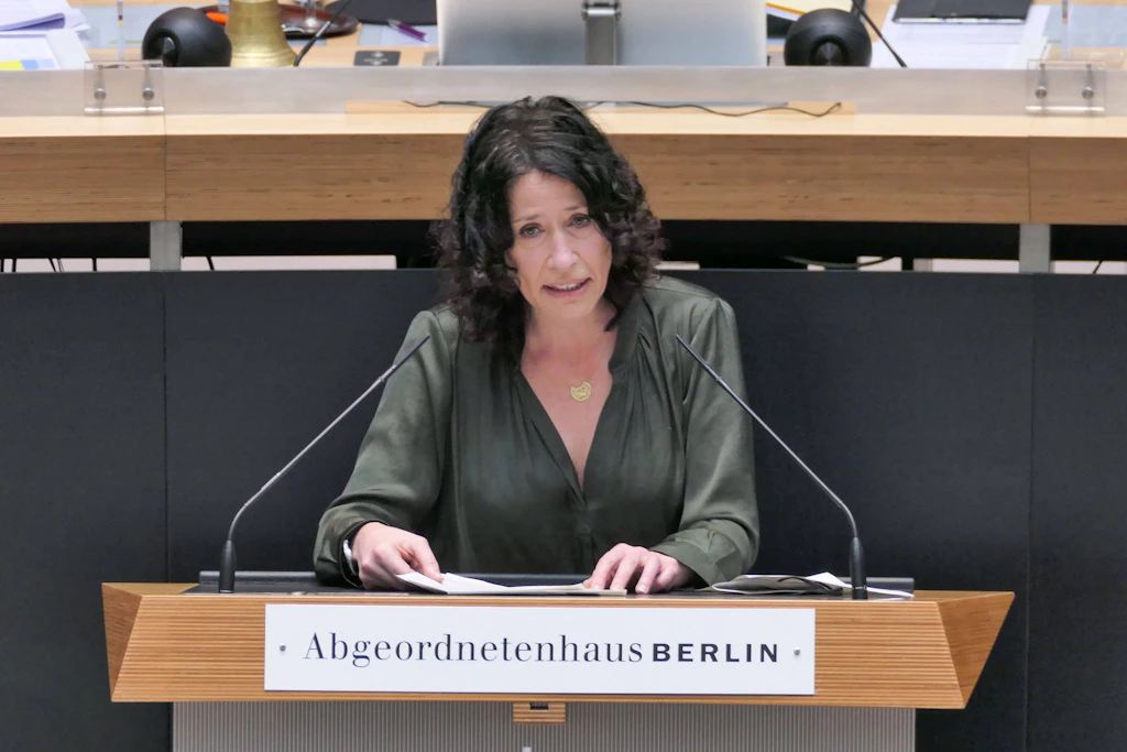 Grüne wählen Jarasch zur Spitzenkandidatin für das Rote Rathaus