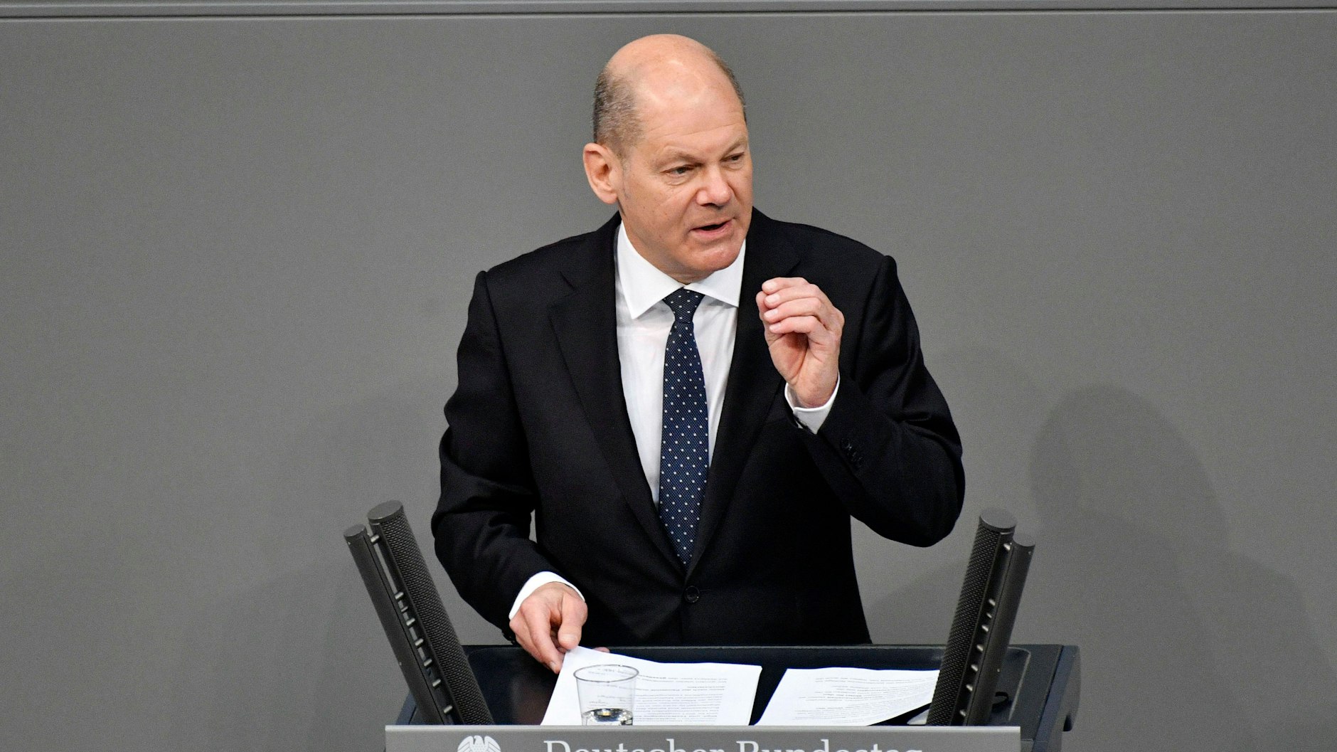 Olaf Scholz, SPD-Kanzlerkandidat, will Bürgern einen schönen Sommer ermöglichen.