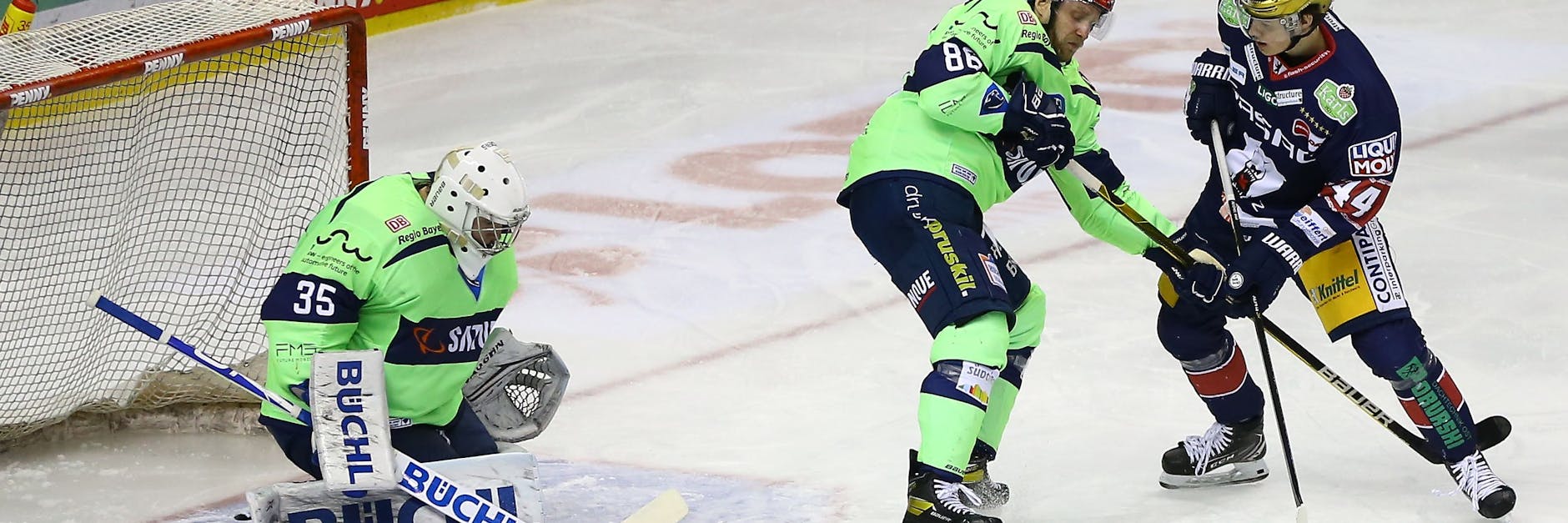 Ab Montag nehmen die Eisbären um Luks Reichel Ingolstadts Tor ins Visier. 