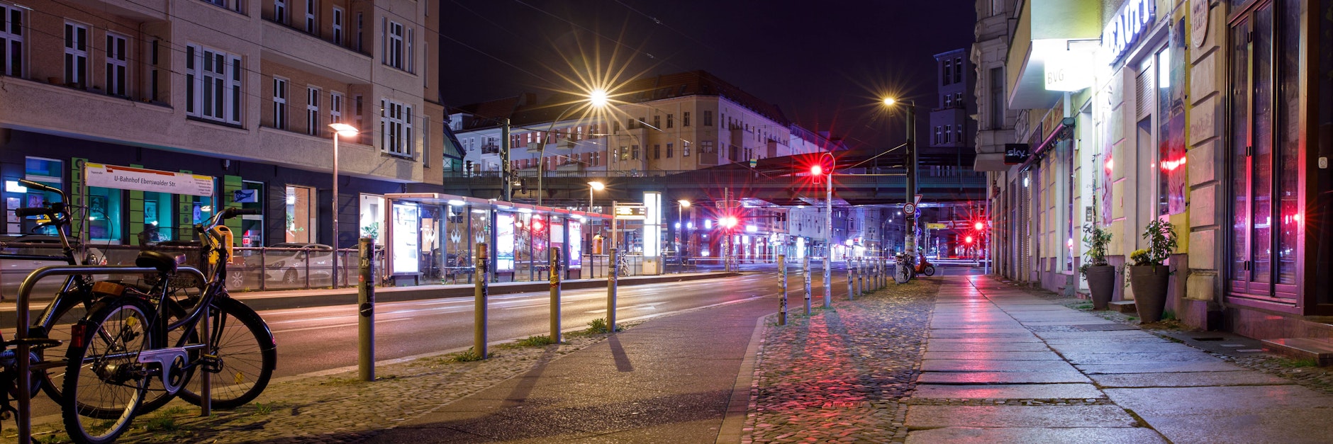 Das Areal um die Eberswalder Straße war Samstagnacht menschenleer.