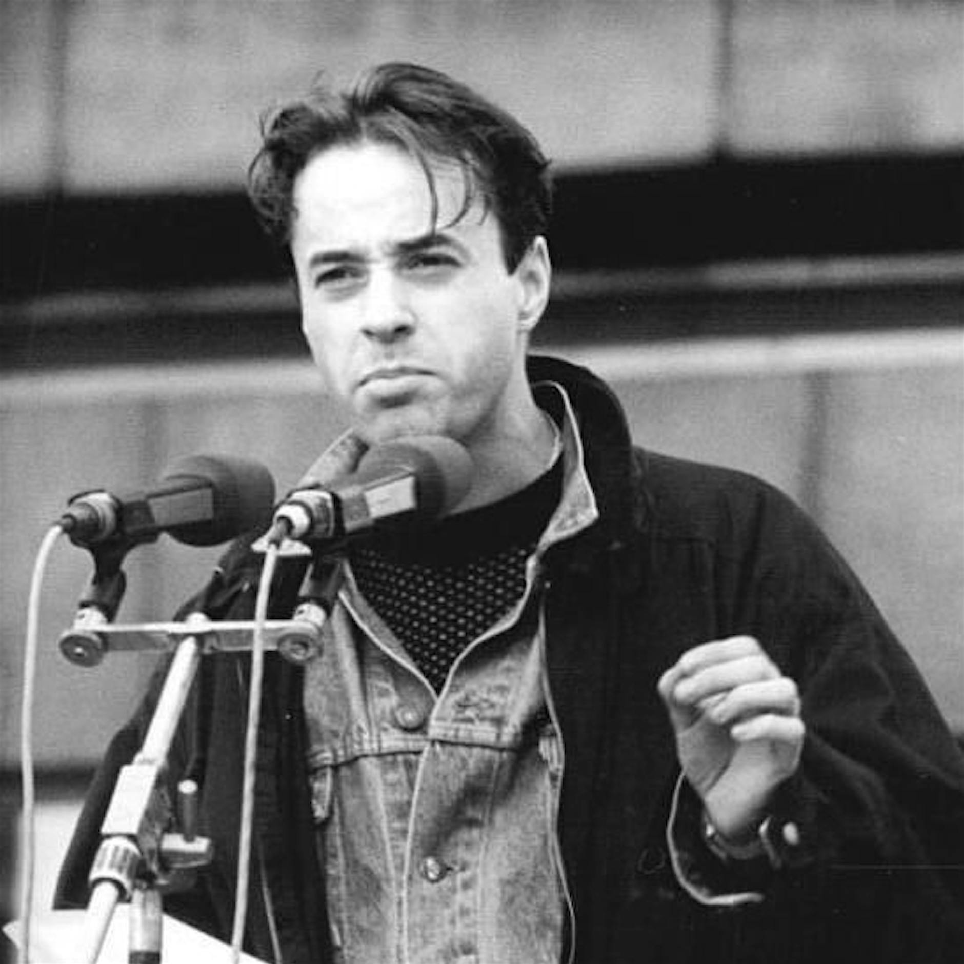 Jan Josef Liefers 1989: „Die Menschen haben zu entscheiden, wer führen soll“