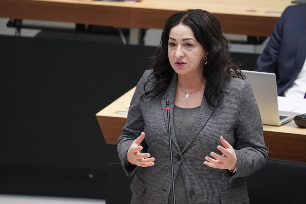 Senat: 50 Prozent der Berliner erhalten bis „in den Juni hinein“ erste Impfung