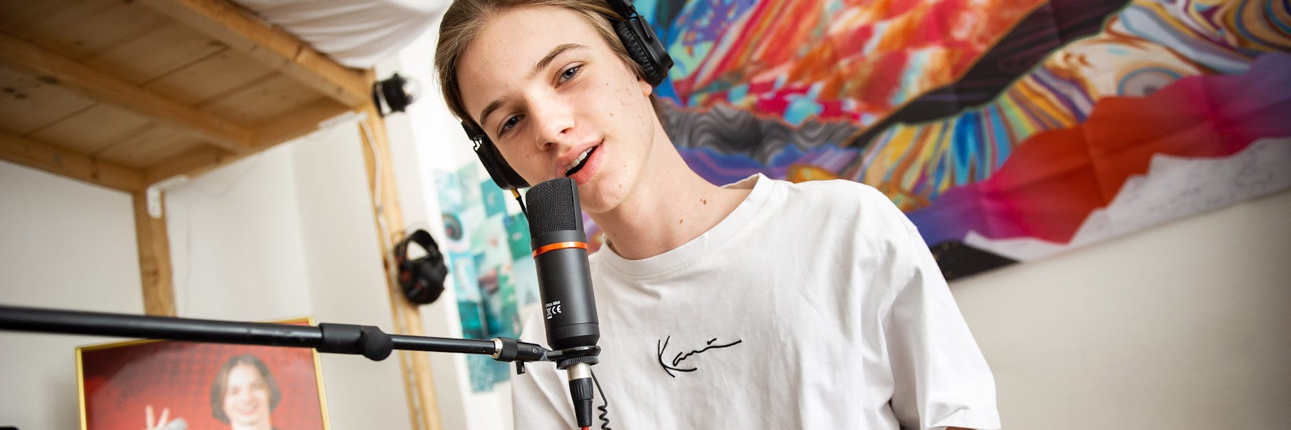 Egon Werler in seinem Kinderzimmer. Dort probt der 15-jährige „The Voice Kids“-Sieger.<br>