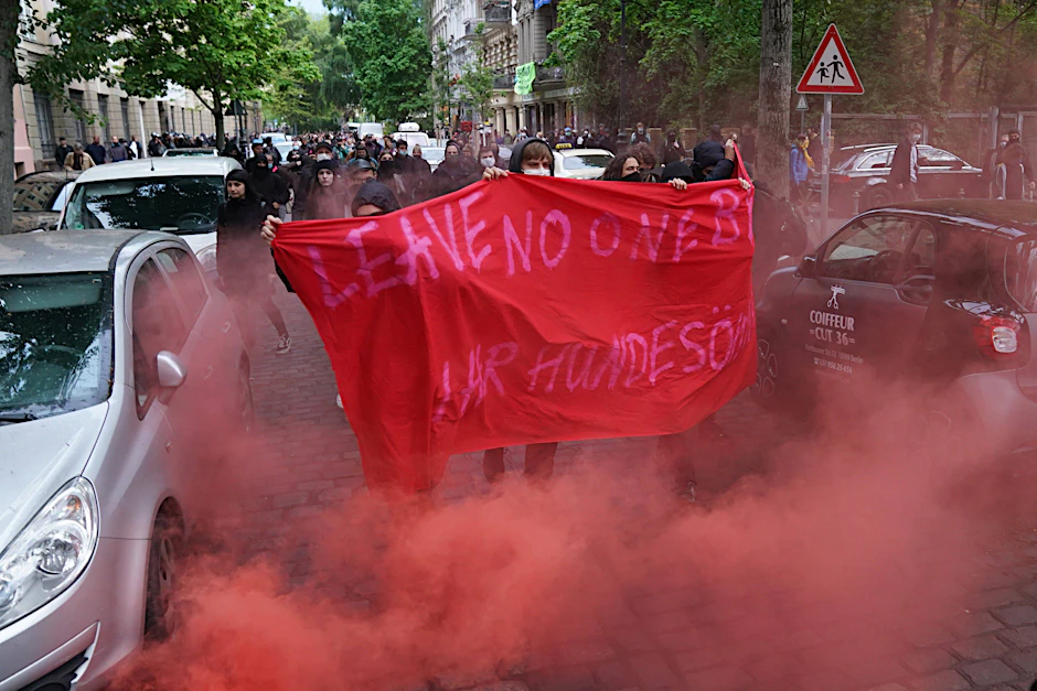 Ein Bezirk sieht rot: Kreuzberg vor einem Jahr.
