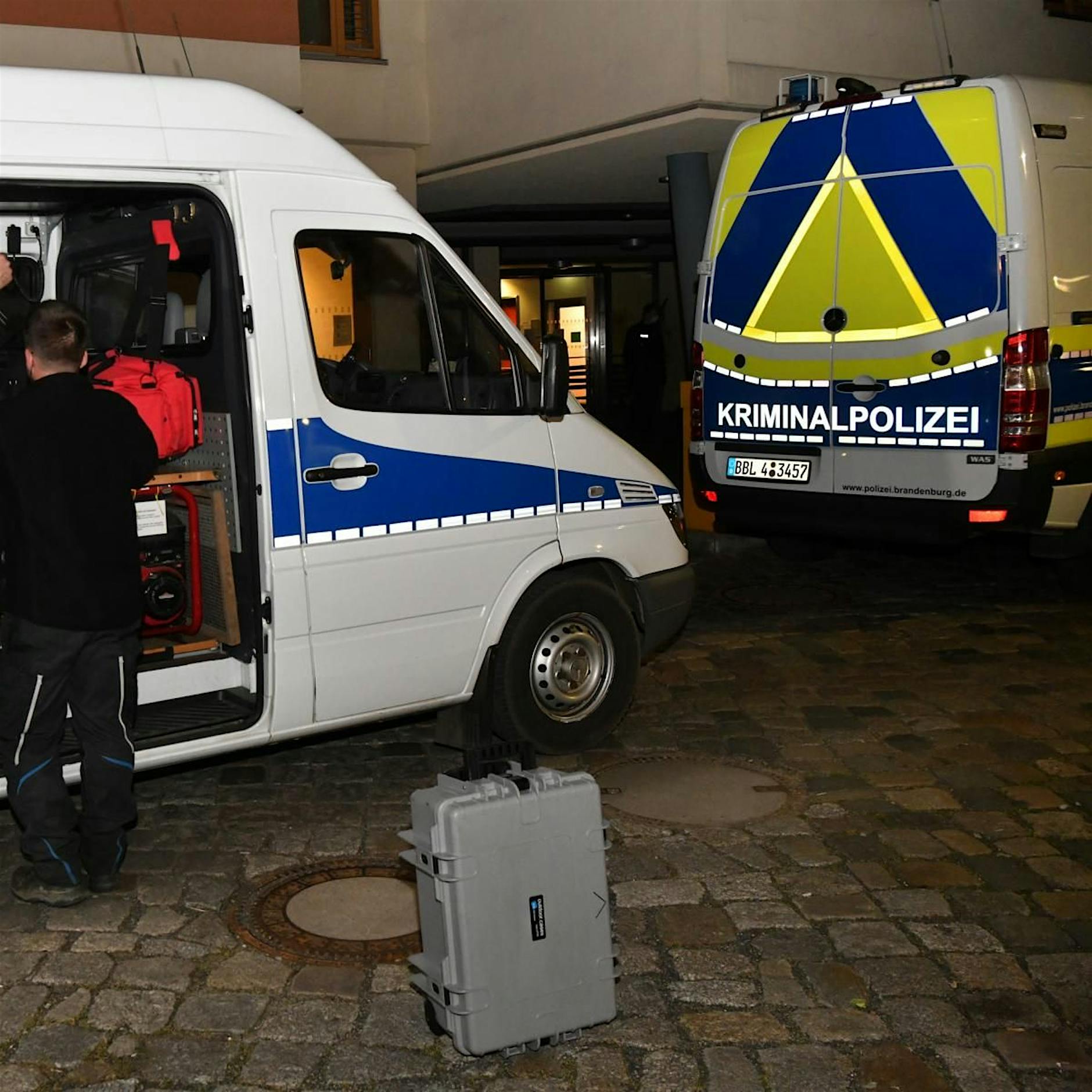 Vier Bewohner in Heim getötet: Verdächtige erzählte ihrem Mann von der Tat