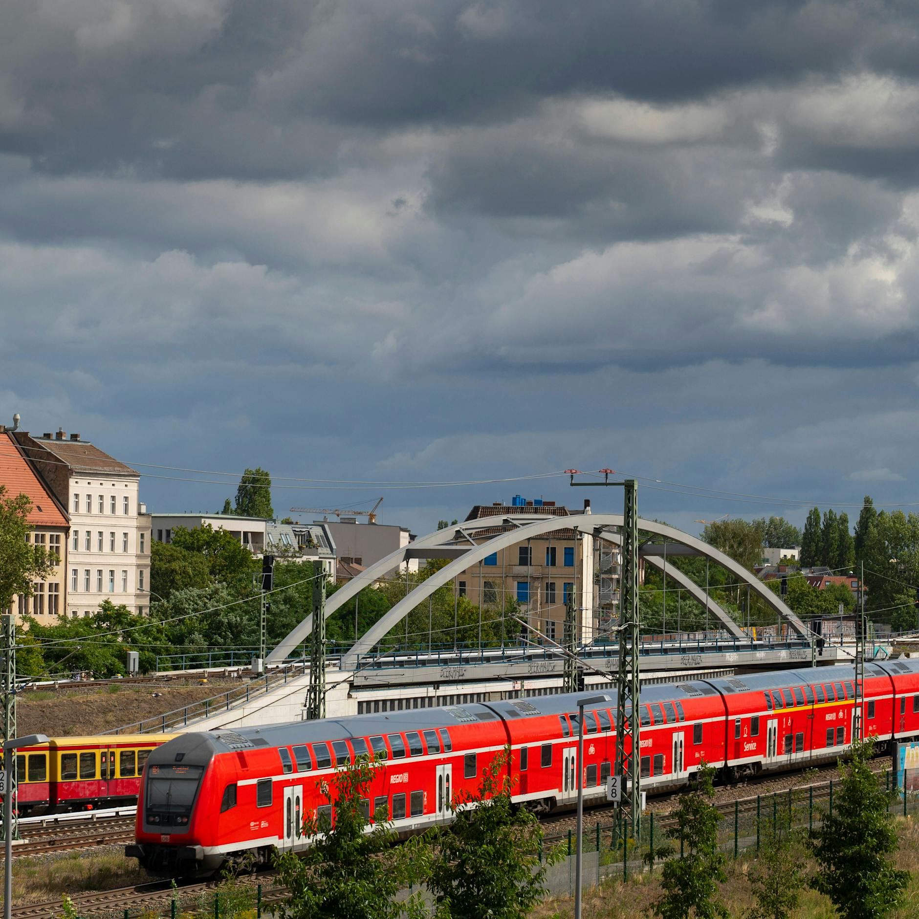 Schlimme Zeiten für Pendler! Warum der Senat keine Termine für den Bahnausbau in Berlin und Brandenburg mehr nennt