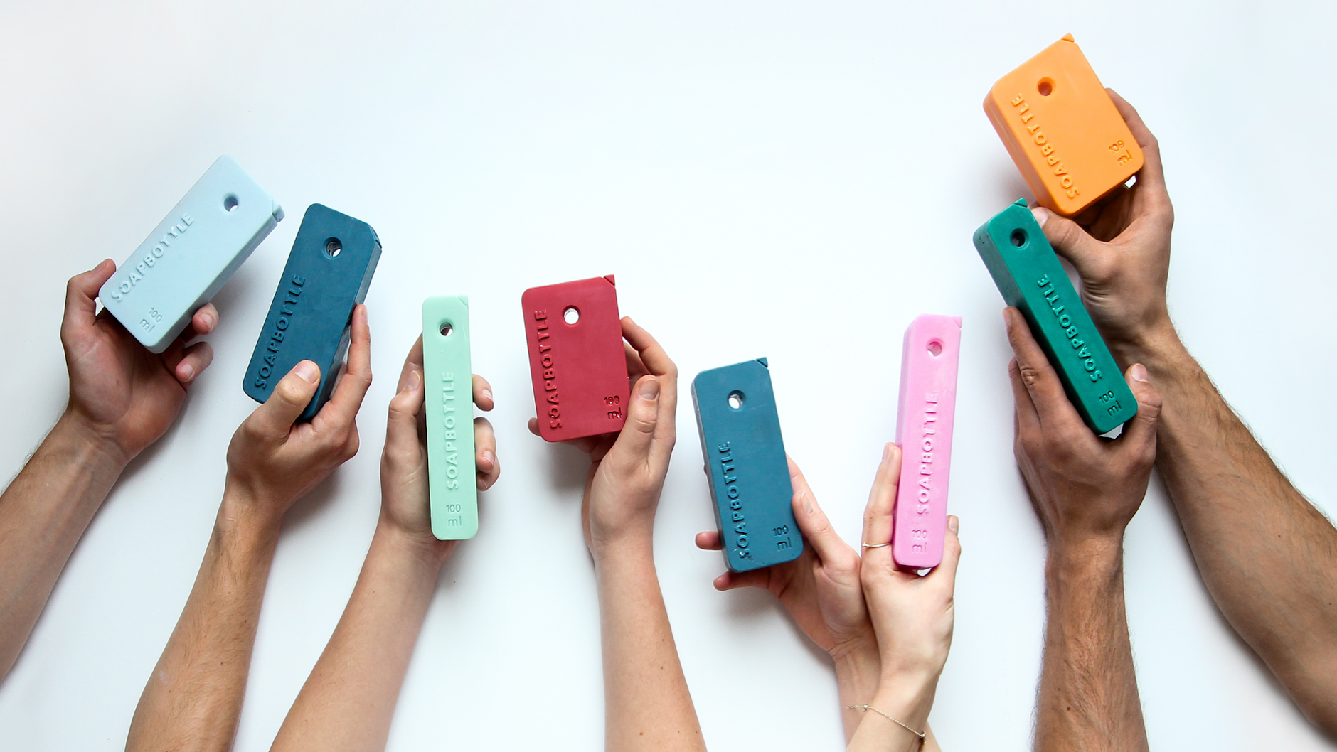 Farben und Formen können so vielfältig sein wie die flüssigen Inhalte.