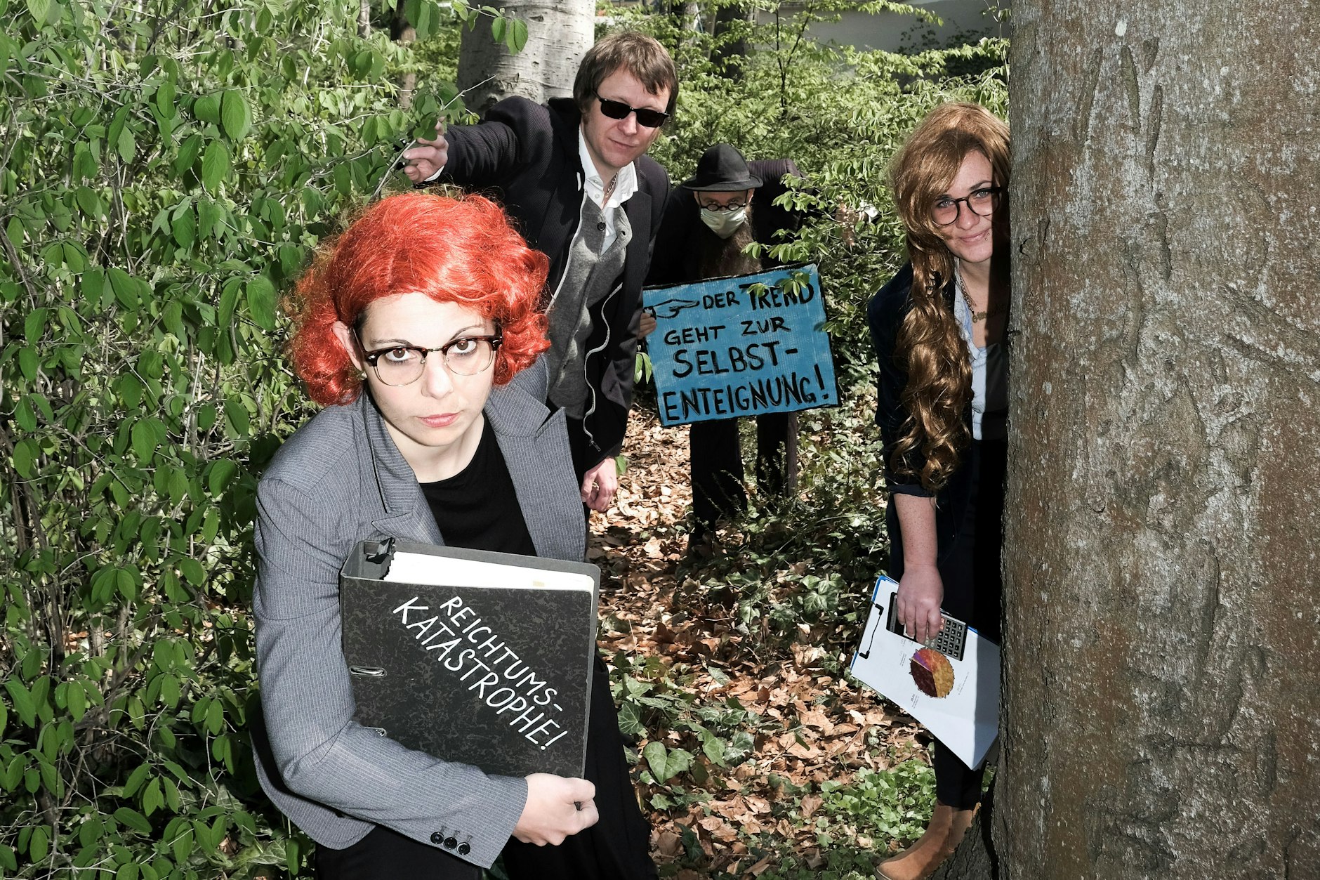 Aktivisten des autonomen Quartiermanagements Grunewald.