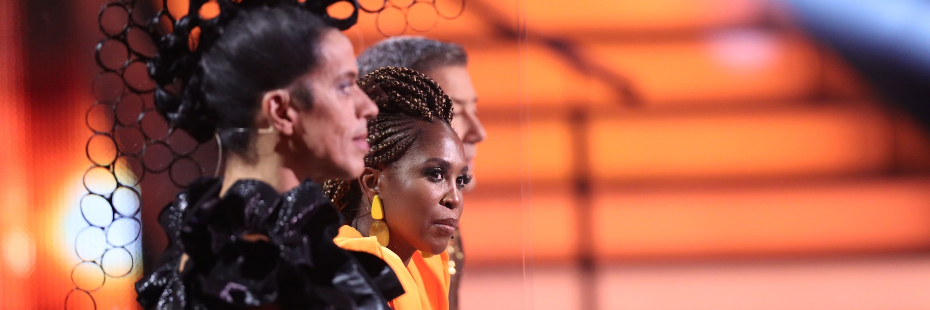 Die Juroren Jorge Gonzalez (l.), Motsi Mabuse und Joachim Llambi vergeben auch heute wieder hoffentlich viele Punkte an die Promis und Profis.