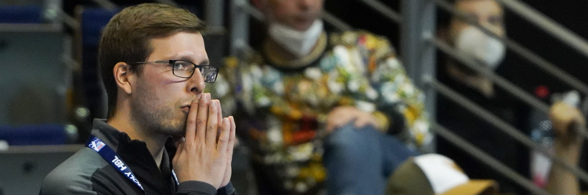 Füchse-Trainer Jaron Siewert durchlebt mit seinen Handballern eine schwere Phase.