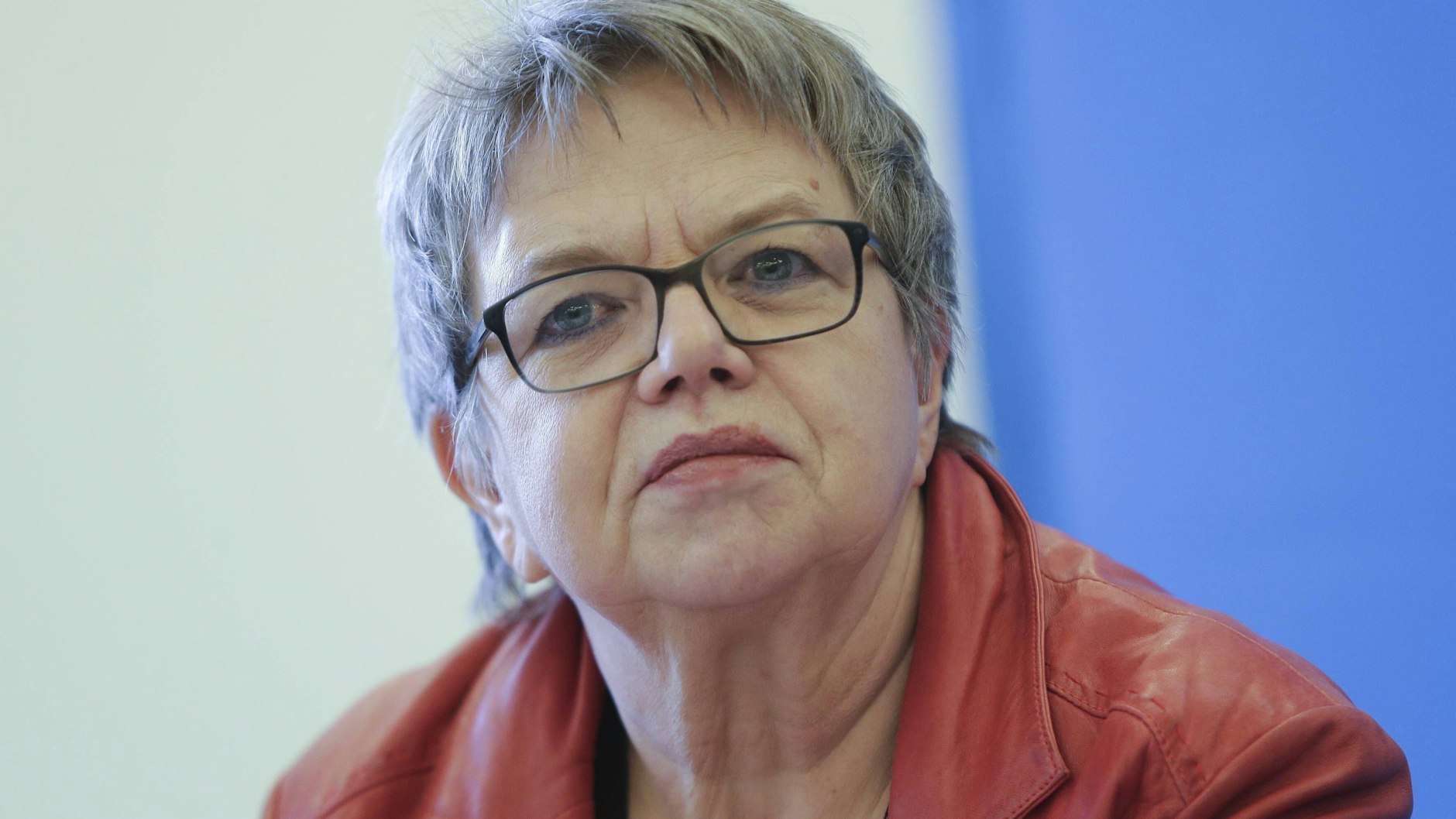 Die GEW-Vorsitzende Marlis Tepe will notfalls Abiturprüfungen ausfallen lassen.