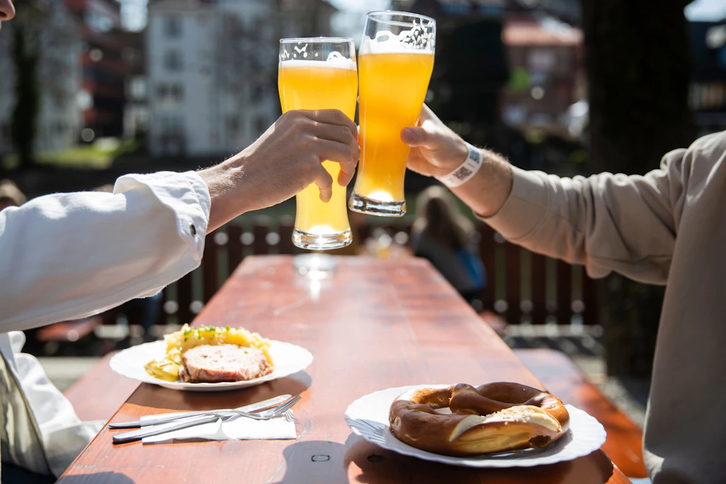 Wie der Bezirk Mitte das Tübinger Modell für Restaurants etablieren will
