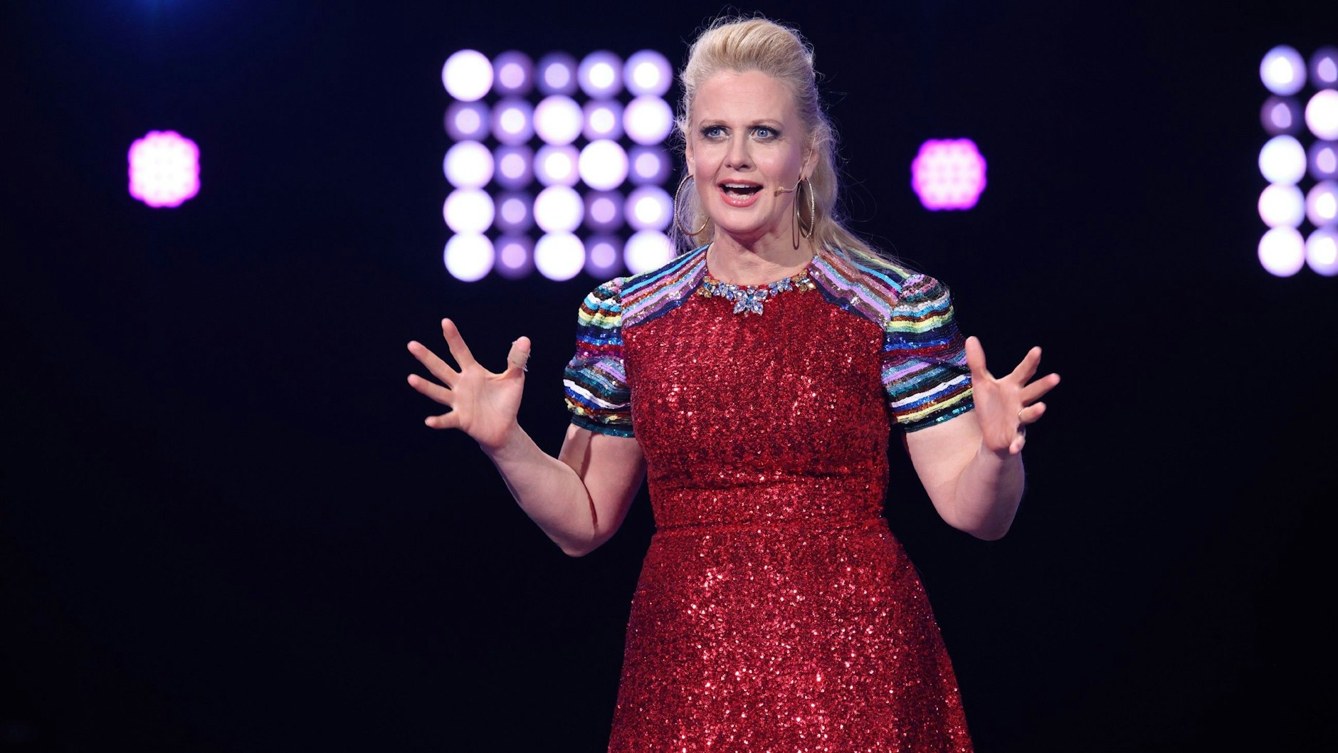 Barbara Schöneberger ist der Rate-Star in der neuen Folge von „I Can See Your Voice“.