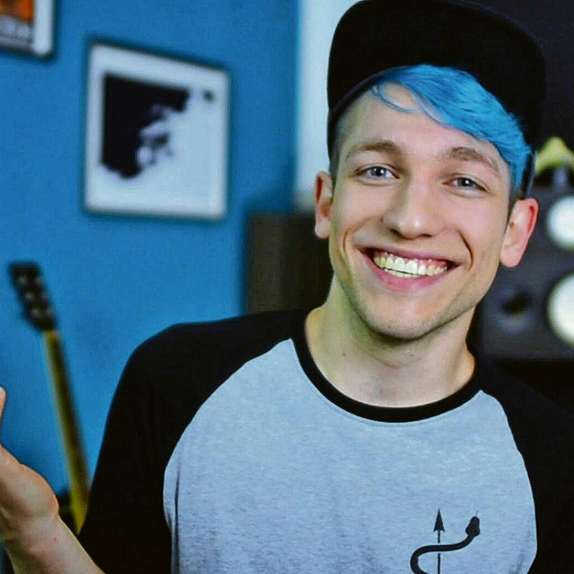 Youtuber Rezo nimmt die Corona-Politik von CDU und CSU auseinander