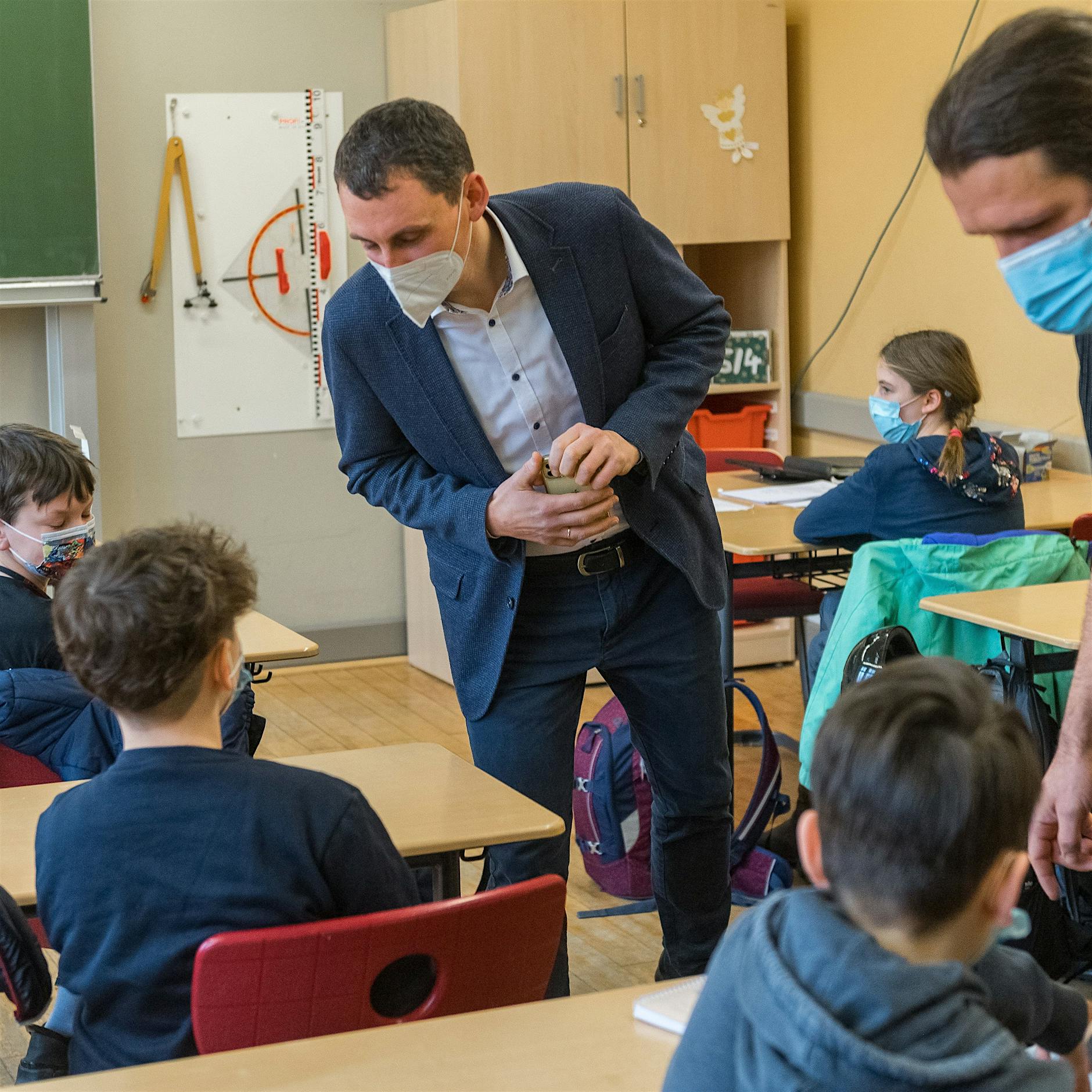 Debatte an Berliner Schulen: Brauchen wir eine Selbsttest-Pflicht?