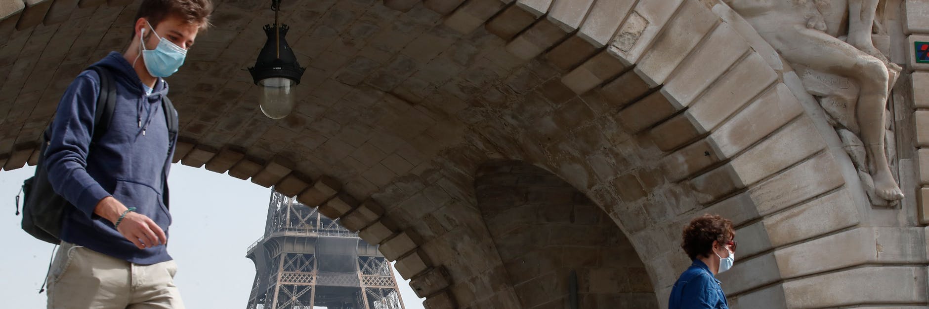 Eine Studie zeigt: Corona-Patienten haben häufiger neurologische oder psychische Probleme als Menschen mit anderen Atemwegserkrankungen.