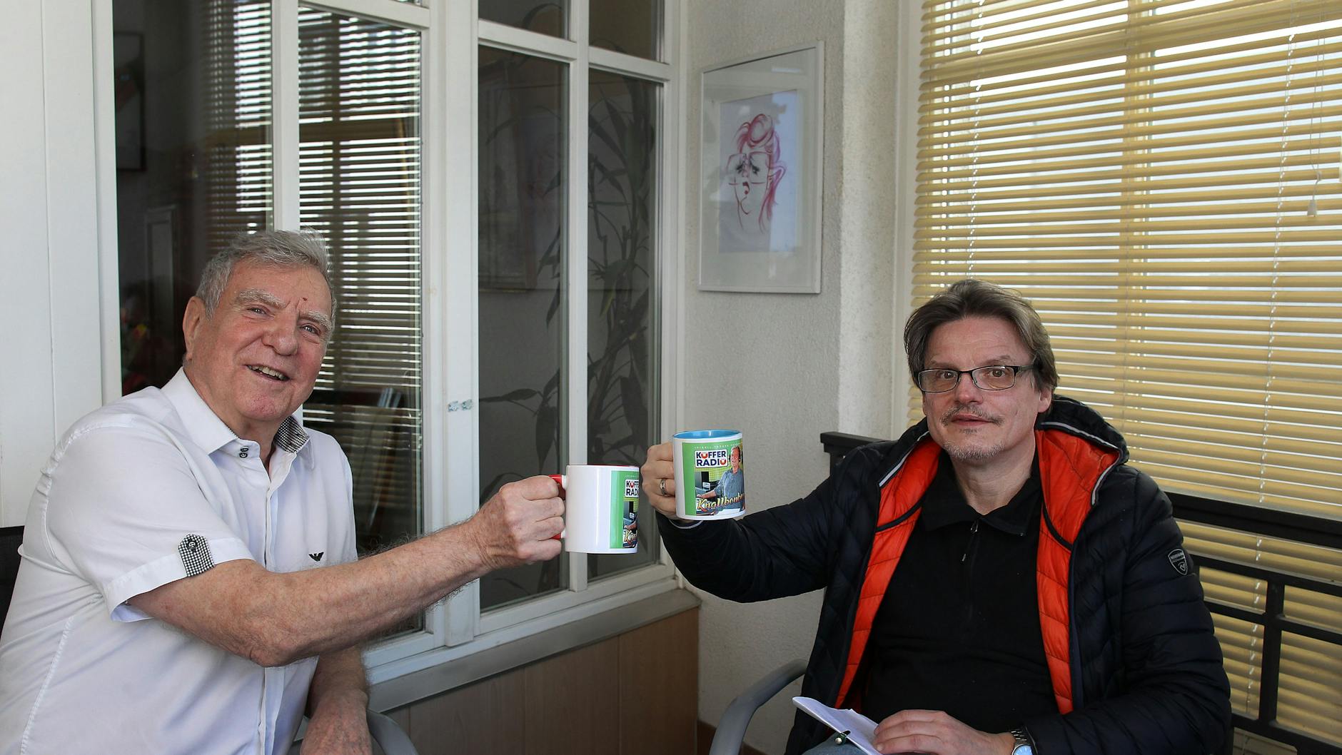 Siegfried Trzoß hat sich mit KURIER-Reporter Norbert Koch-Klaucke auf ein Käffchen verabredet.