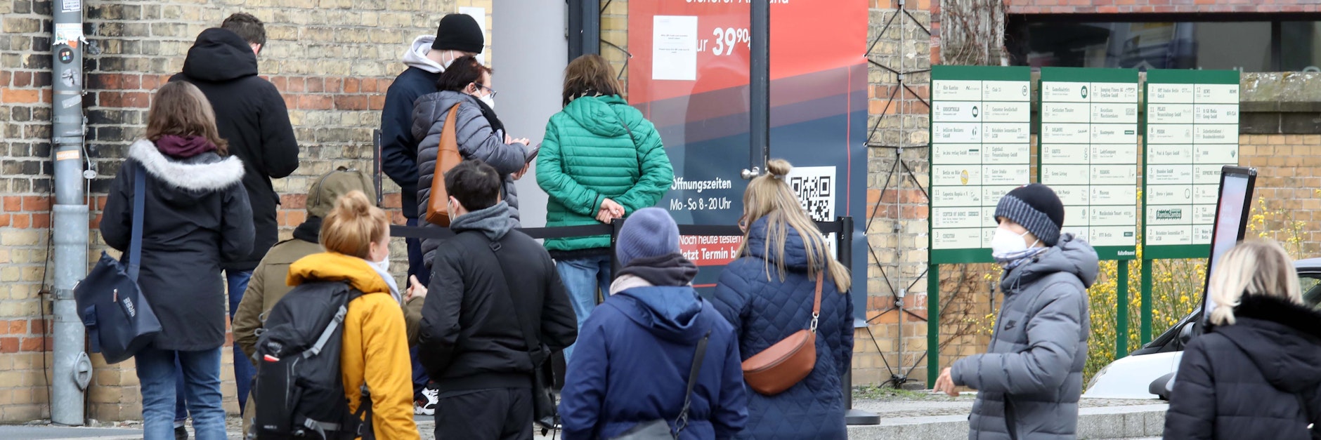 Andrang an einer Corona-Schnellteststelle: In Berlin nichts Ungewöhnliches, obwohl die Zentren nicht ausgelastet sind.