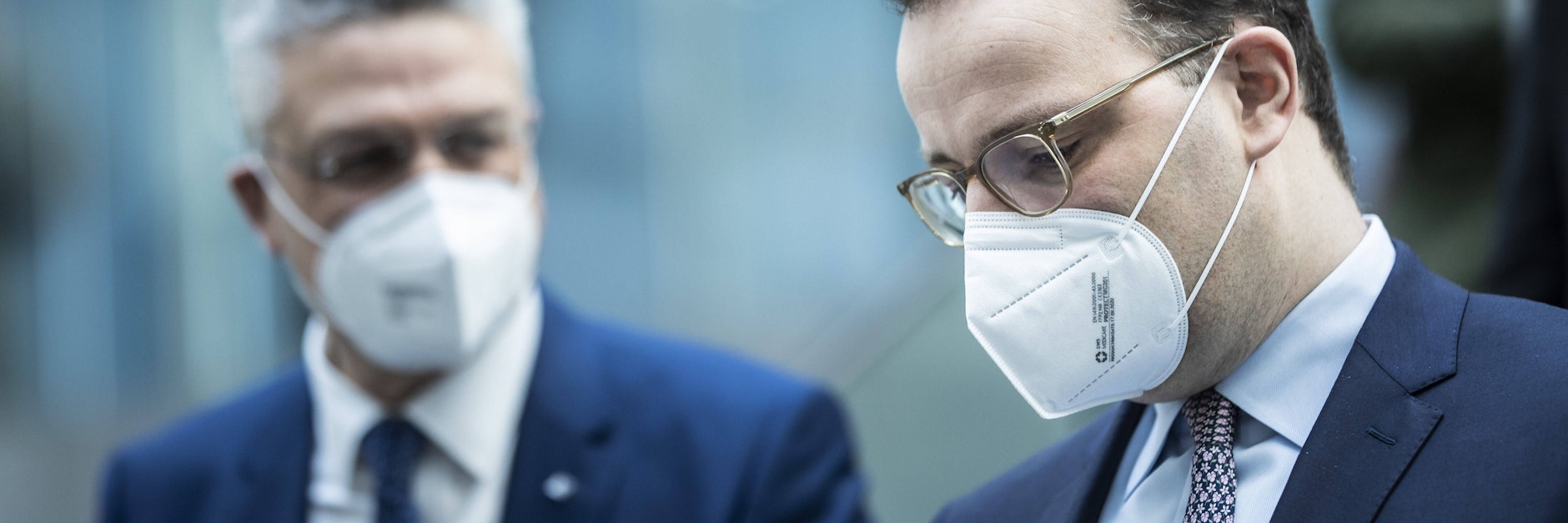 Bundesgesundheitsminister Jens Spahn und Lothar Wieler, Präsident des Robert Koch-Instituts RKI, am Freitag in Berlin.