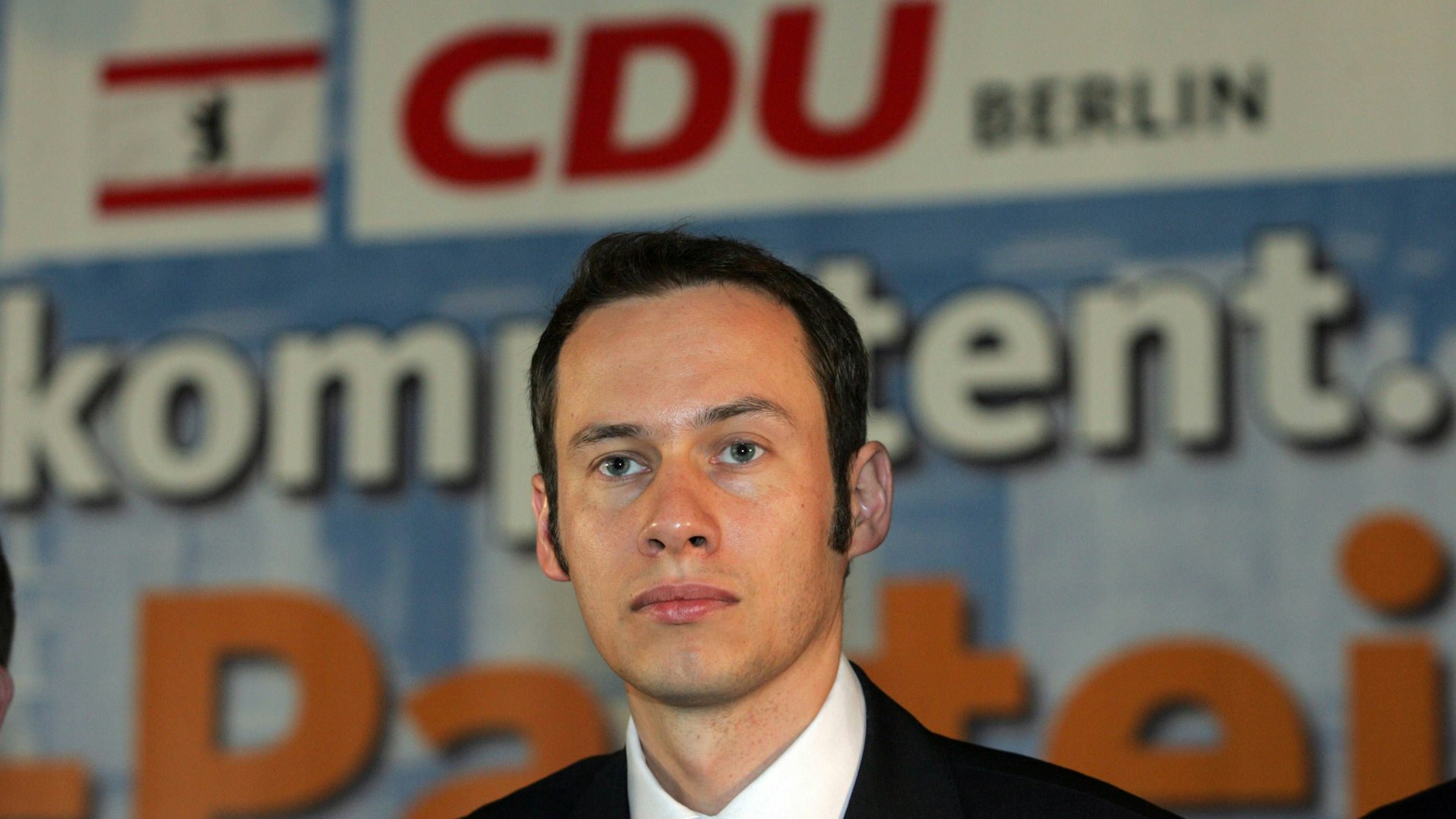 Der ehemalige CDU-Fraktionsvorsitzende im Berliner Abgeordnetenhaus, Nicolas Zimmer, trat wegen Maaßens Kandidatur aus der CDU aus.