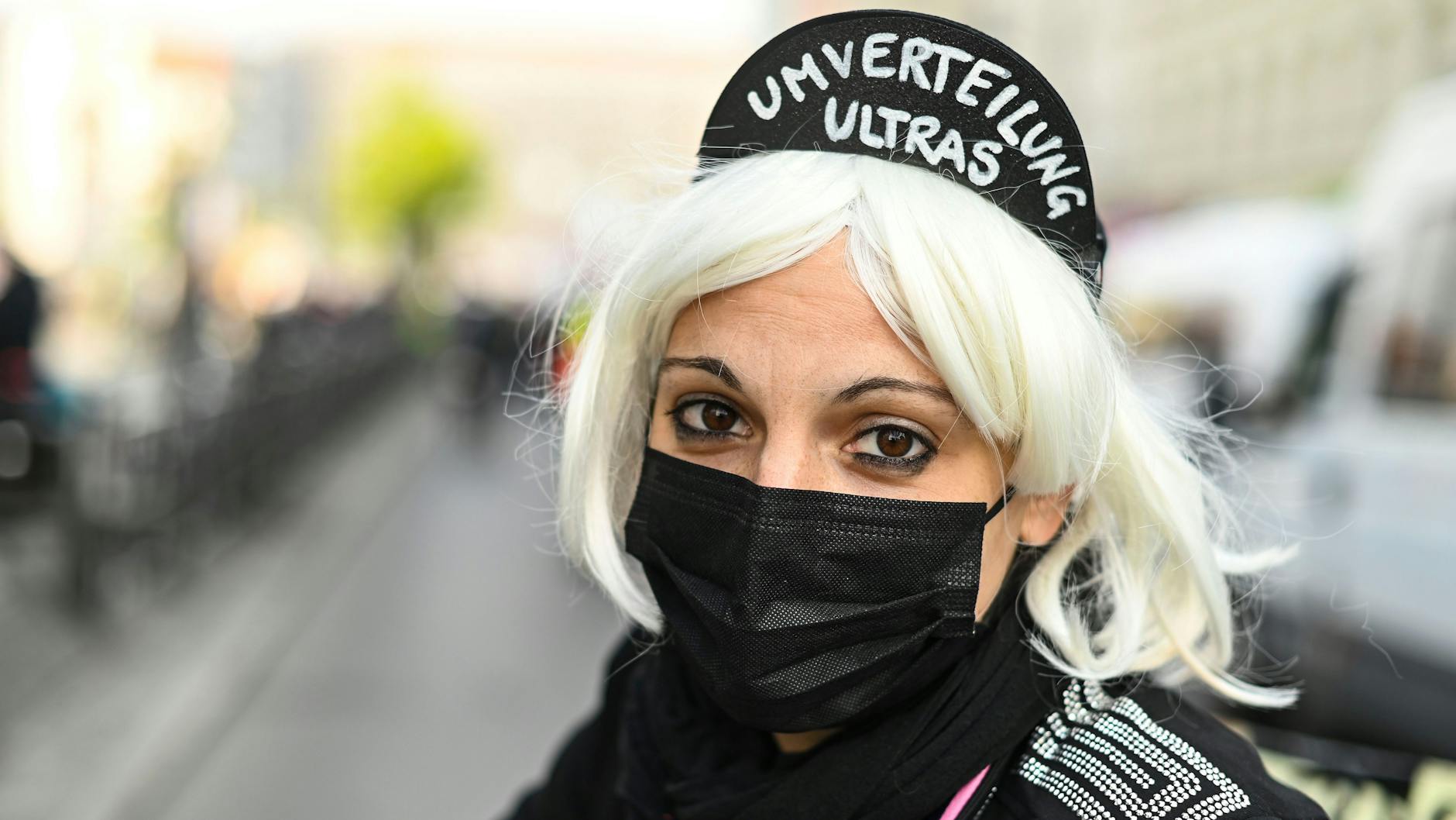 Die Aktivistin Frauke Geldher am 1. Mai.