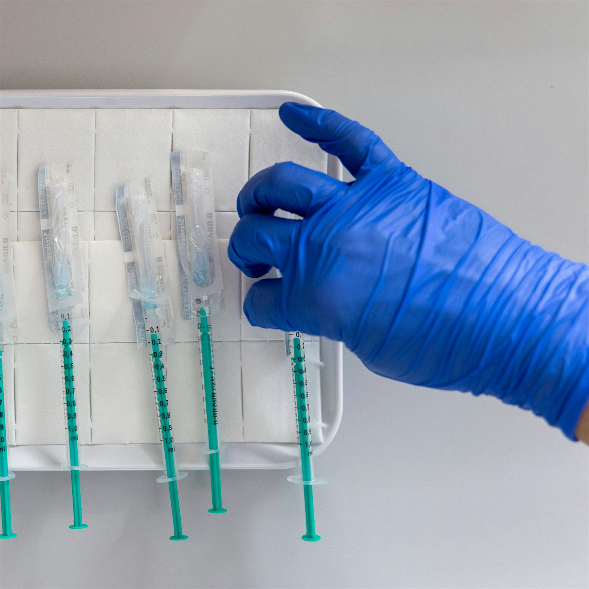 Erste Nachimpfungen: Amtsärzte befürchten Chaos im Sommer