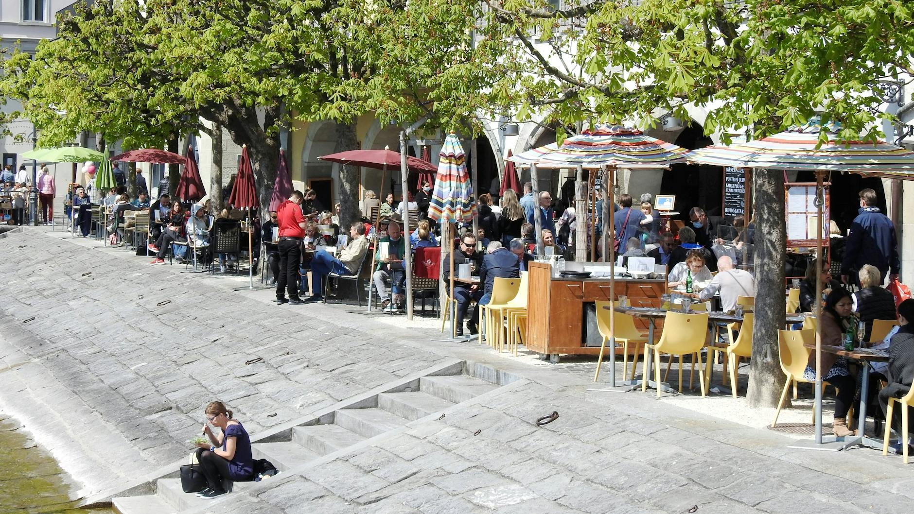 Restaurants mit Außenbereich sollen ab Pfingsten wieder Gäste bewirten dürfen. 