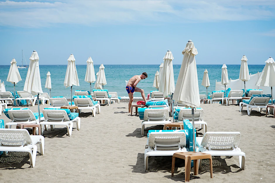 Torremolinos in Südspanien. Urlaub ist hier, wenn auch sehr eingeschränkt, wieder möglich. Der Notstand in Spanien wurde am 9. Mai aufgehoben.