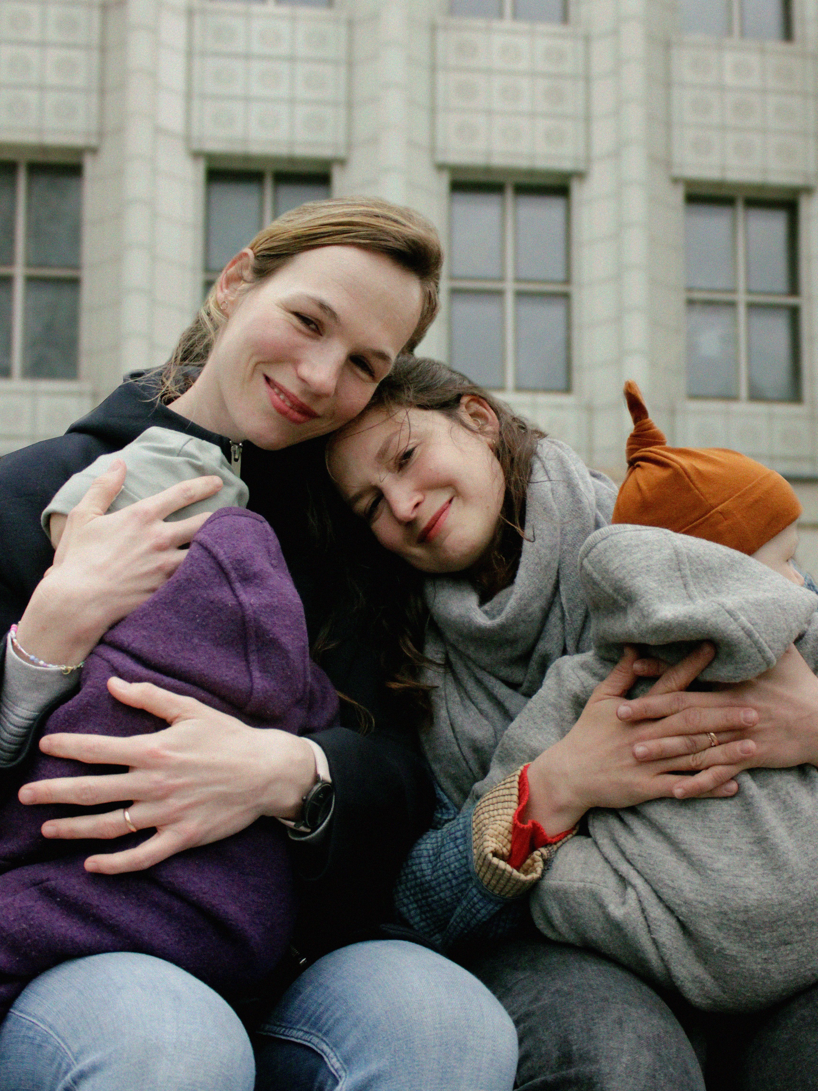 Image - Regenbogenfamilie: Zwei Mütter gegen ein unfaires Gesetz