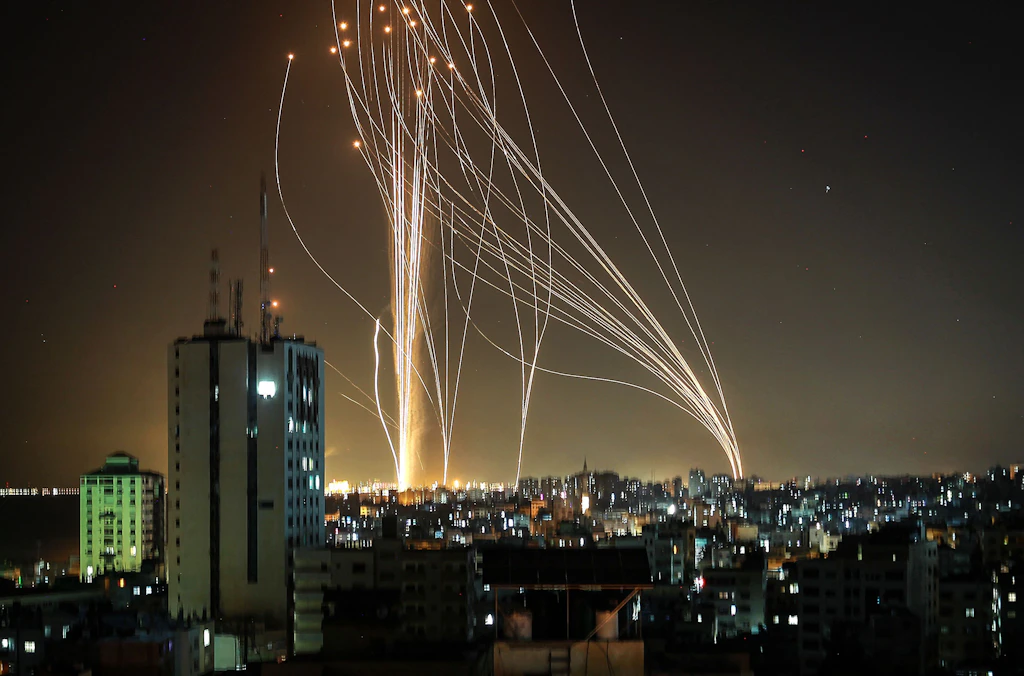 Israels Militär: Mehr als 1600 Raketen aus Gazastreifen abgefeuert