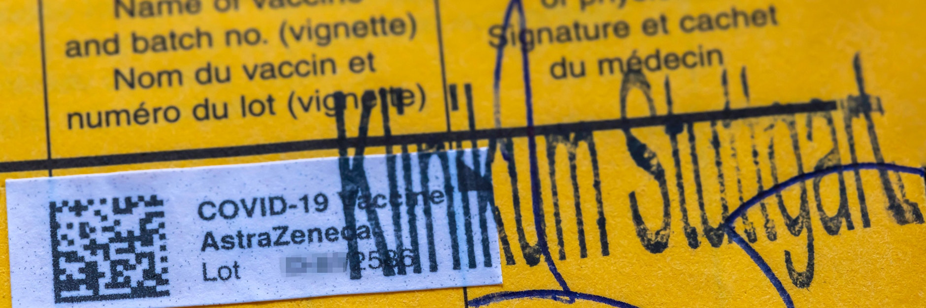 Der Impfpass ist jetzt wichtig für Lockerungen und Reisen.