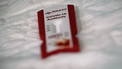 Ob nach der Impfung oder durchgestandener Covid-19-Erkrankung: Viele Menschen wollen wissen, ob sie danach gegen das Virus geschützt sind. Liefern Tests die erwünschte Antwort?