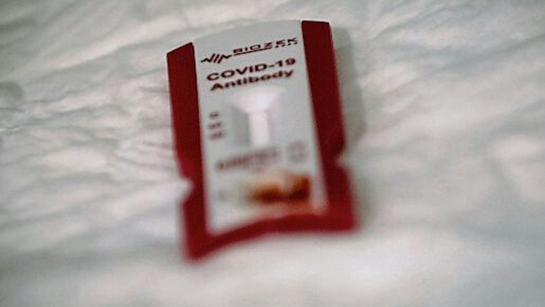 Ob nach der Impfung oder durchgestandener Covid-19-Erkrankung: Viele Menschen wollen wissen, ob sie danach gegen das Virus geschützt sind. Liefern Tests die erwünschte Antwort?