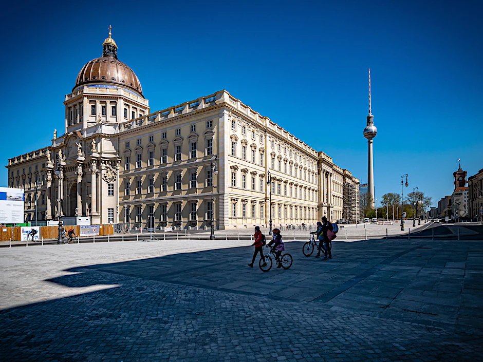 Schlampig geplant und auch ansonsten ein Schandfleck: Das Berliner Stadtschloss muss wieder eingerissen werden.