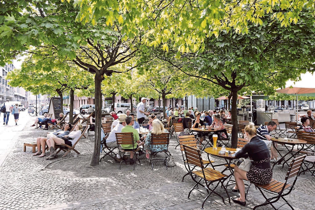 Berlin: Gaststätten dürfen im Freien zu Pfingsten öffnen