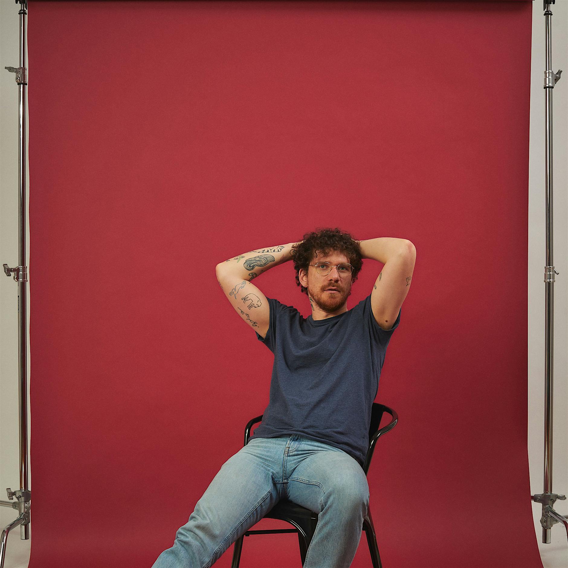 Keta-Lines, Party-Boys und Horoskope: Kevin Junks „Fromme Wölfe“