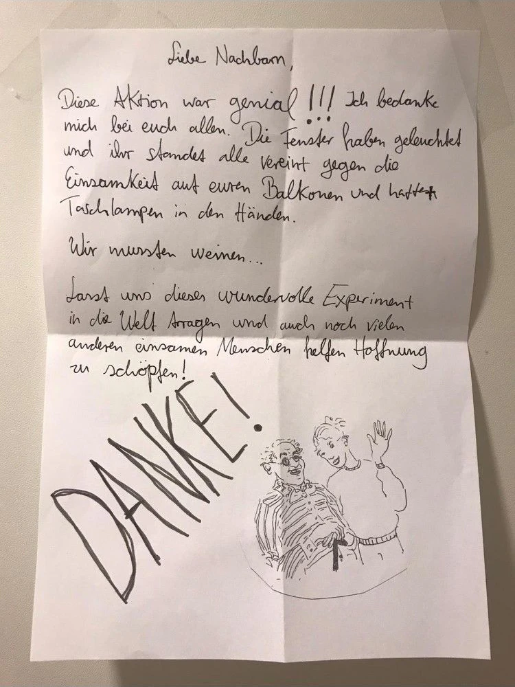 Nach der Aktion bedankte sich Ella bei allen Nachbarn, die mitmachten.