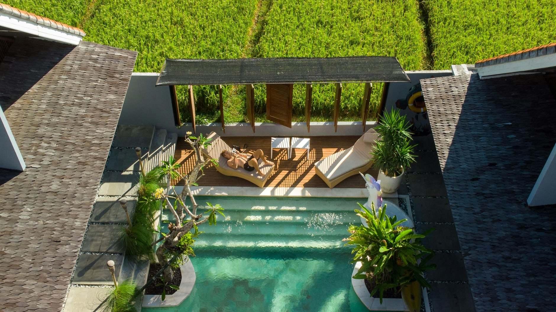 Auf Bali lebt Jonas Schallenberg gerade ein Leben, von dem viele in der Corona-Krise nur träumen können.