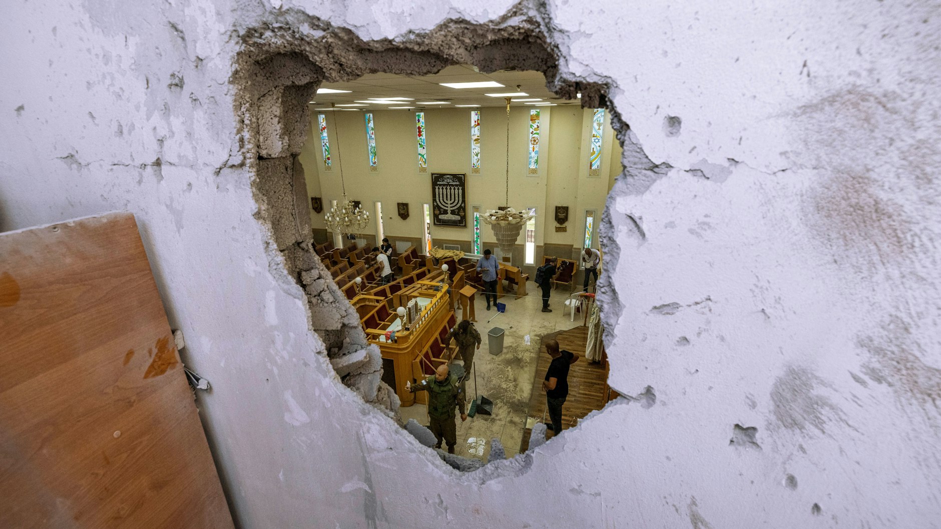 Eine Rakete ist in einer Synagoge in Ashkelon eingeschlagen.