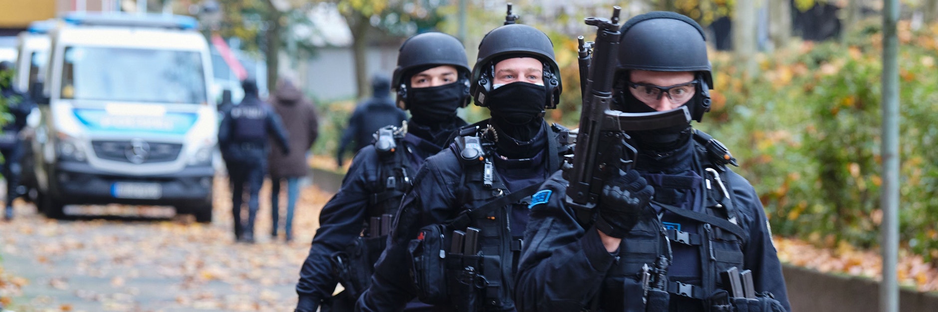 Razzia im November 2020. Knapp ein Jahr nach dem Kunstdiebstahl im Dresdner Grünen Gewölbe hatte die Polizei in Berlin bereits drei Tatverdächtige festgenommen. (Archivbild)