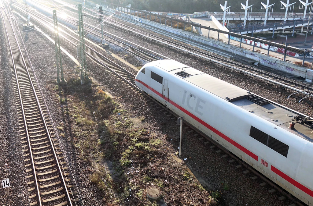 Schnellfahrstrecke Berlin–Hamburg wird monatelang zur Großbaustelle