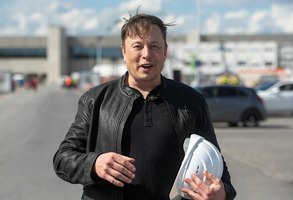 Tesla-Chef Elon Musk besuchte am Montag die Baustelle der neuen Gigafactory in Grünheide.&nbsp;