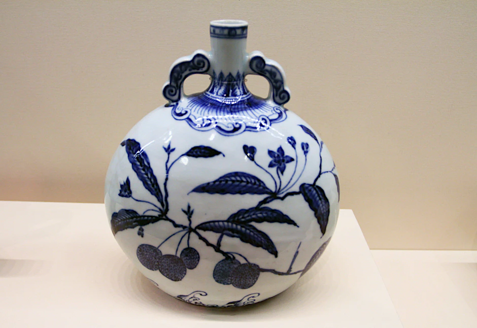 Eine Ming-Vase ist ein wertvoller Gegenstand – aber der Begriff kann auch als Beleidigung gelten.