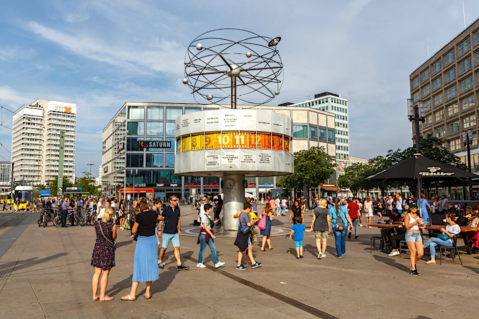 Beliebt bei Touristen: Treffpunkt Alexanderplatz.