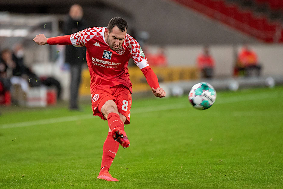 Hat Stürmerblut in den Adern als Enkel von Uwe Seeler: Levin Öztunali.