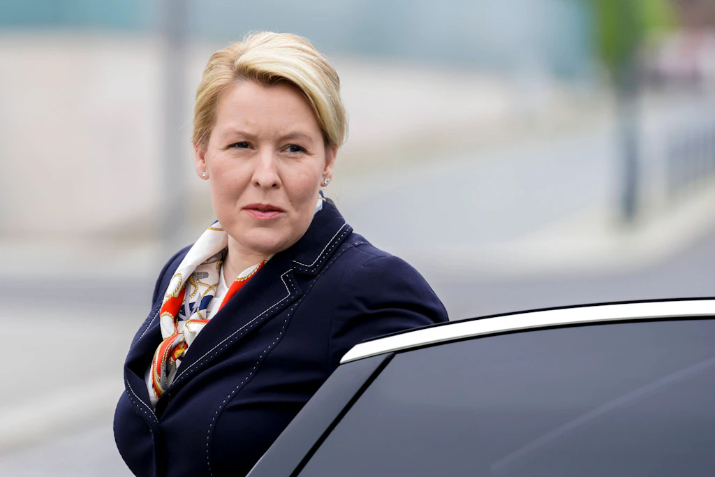 Franziska Giffey tritt zurück, will aber weiter Bürgermeisterin in Berlin werden