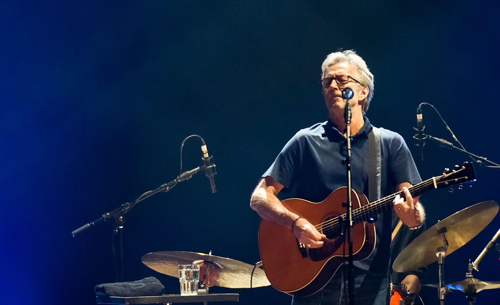Eric Clapton bereut Astrazeneca-Impfung wegen schwerer Nebenwirkungen